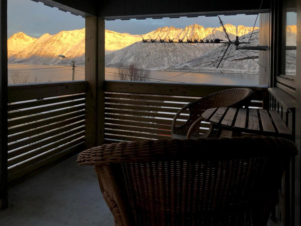 Segla Guesthouse - With View Of Fjord Fjordgard Εξωτερικό φωτογραφία